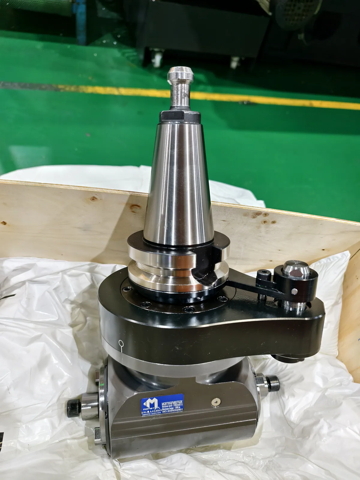 Mongtec angle head delivered in its shipping crate