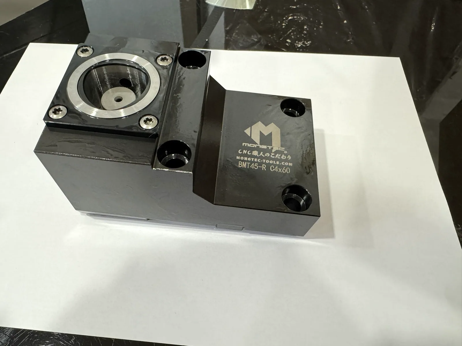 Mongtec PSC clamping unit shown with its components