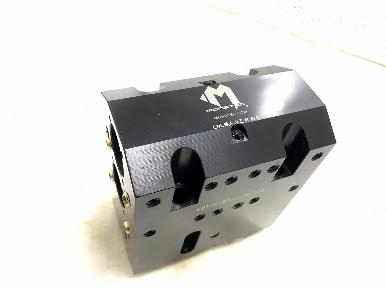 Mongtec static tool holder for square-shank turning tools